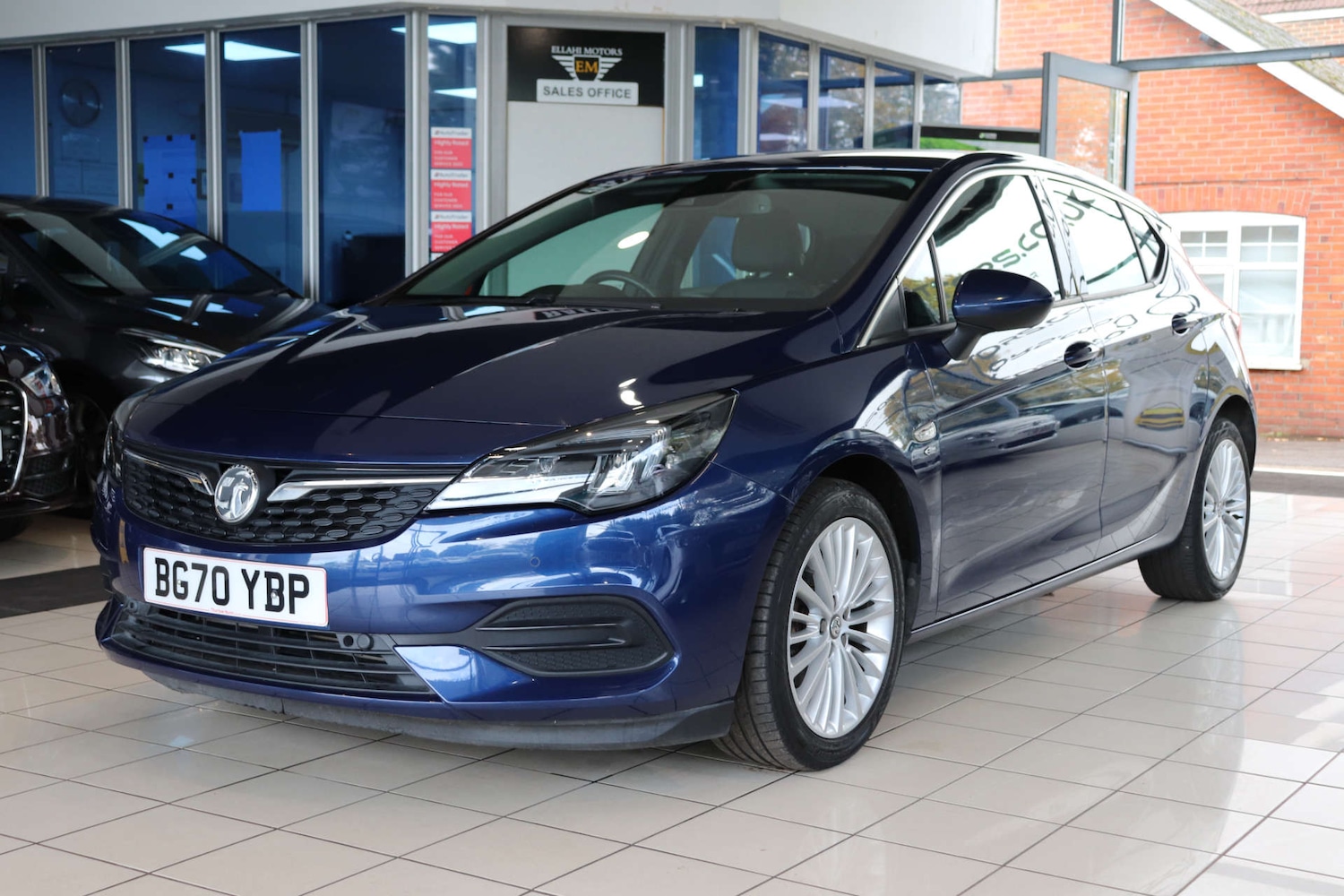 Used Vauxhall Astra 2020 for sale - 76427141: Photo 2
