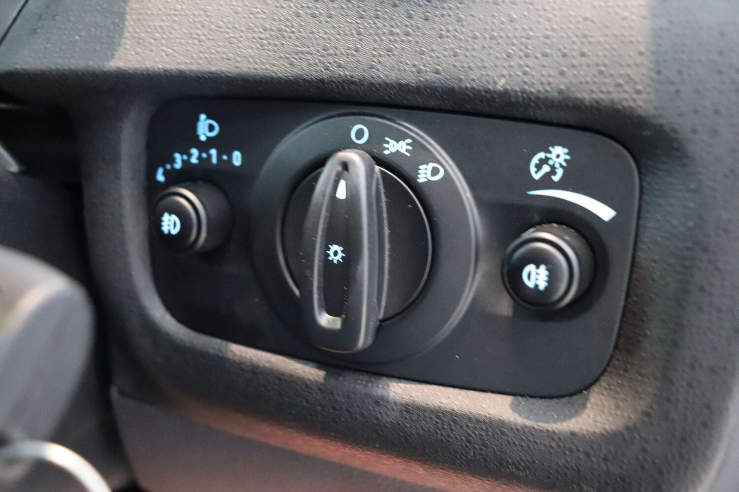 Used Ford Fiesta 2017 for sale - 77583893: Photo 49