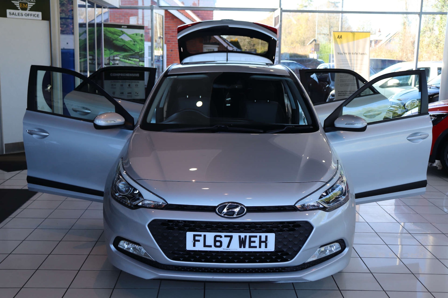 Used Hyundai i20 2017 for sale - 76830929: Photo 13