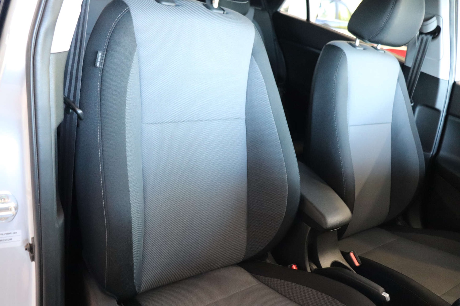 Used Hyundai i20 2017 for sale - 76830929: Photo 23