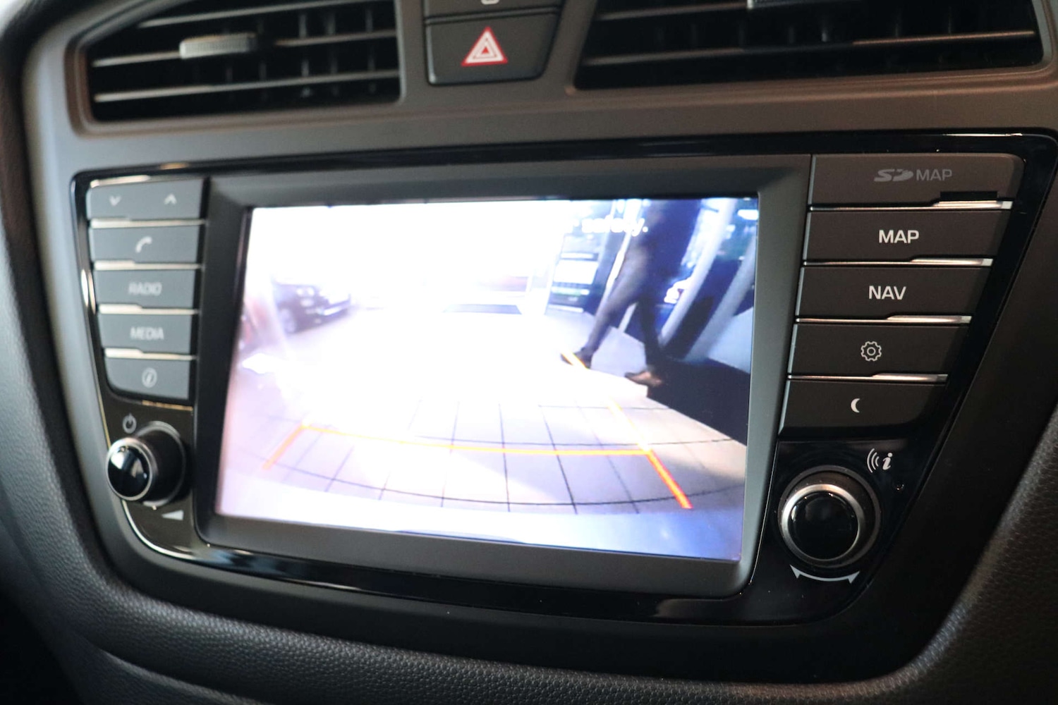 Used Hyundai i20 2017 for sale - 76830929: Photo 42