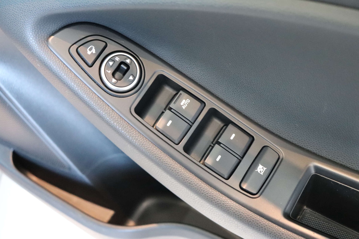 Used Hyundai i20 2017 for sale - 76830929: Photo 55