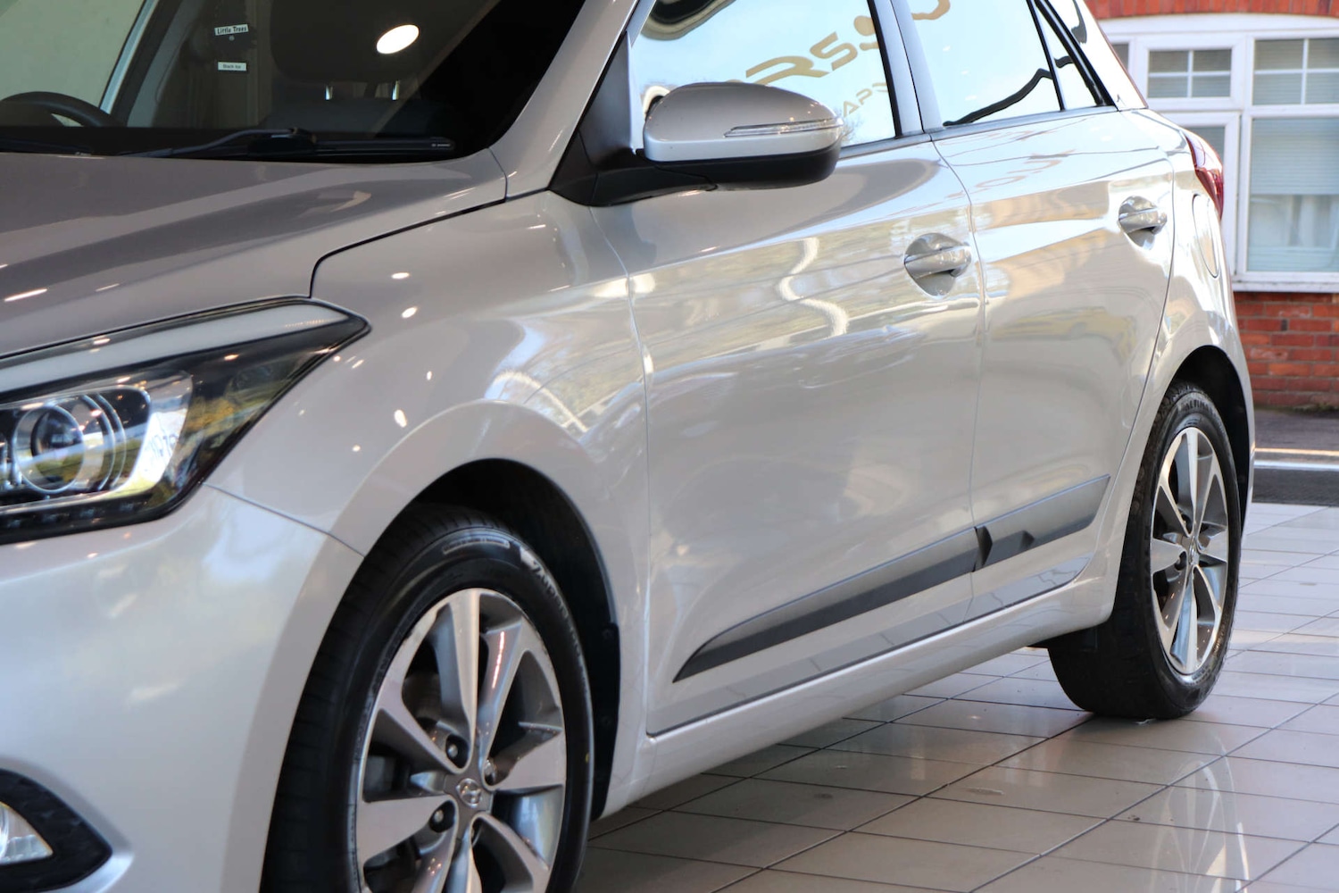 Used Hyundai i20 2017 for sale - 76830929: Photo 68