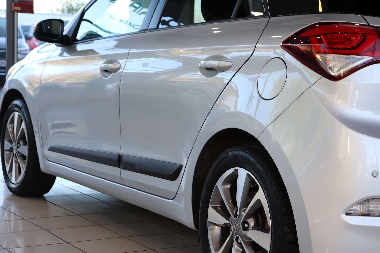 Used Hyundai i20 2017 for sale - 76830929: Photo 73