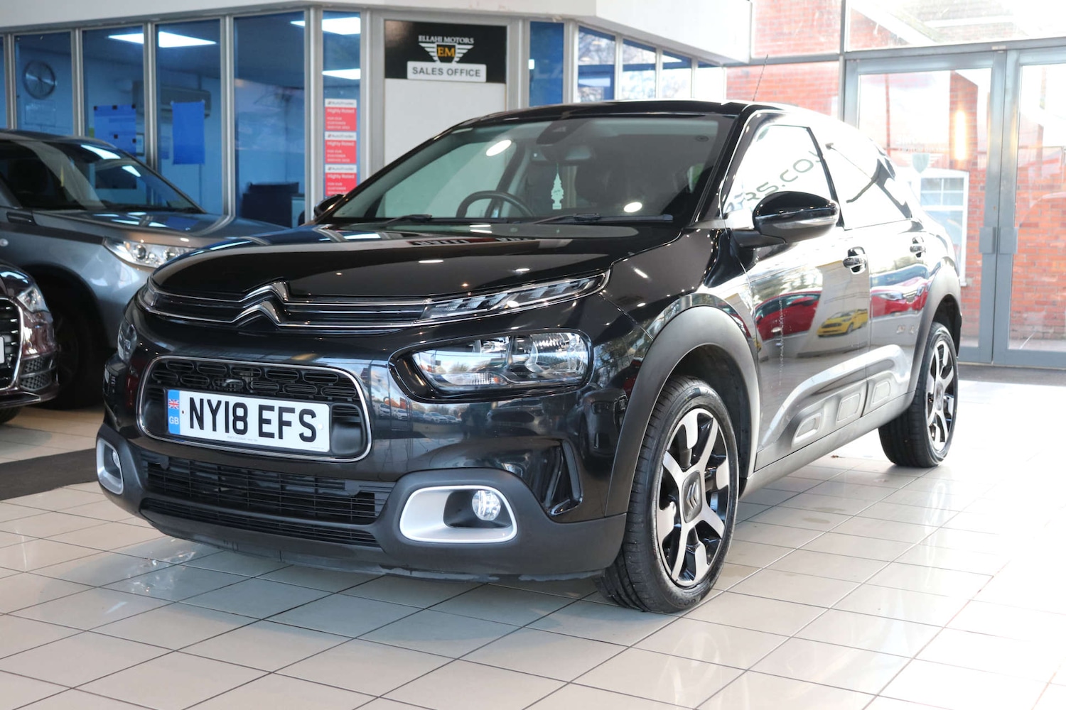 Used Citroen C4 Cactus 2018 for sale - 76751458: Photo 2
