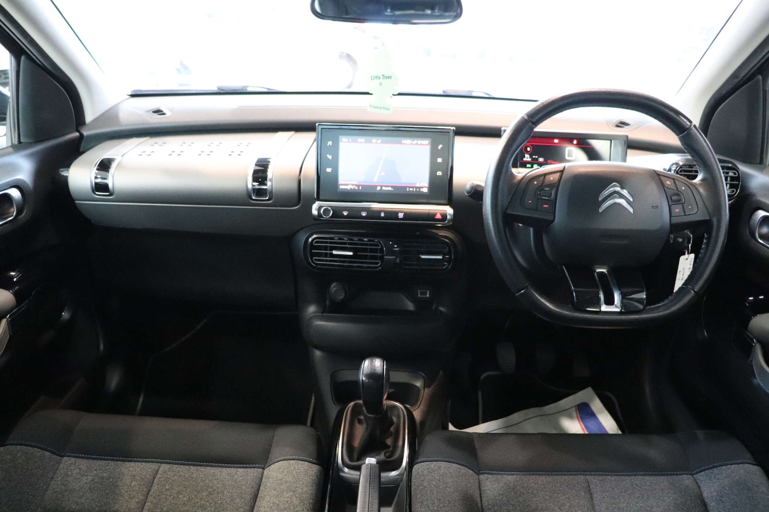 Used Citroen C4 Cactus 2018 for sale - 76751458: Photo 3