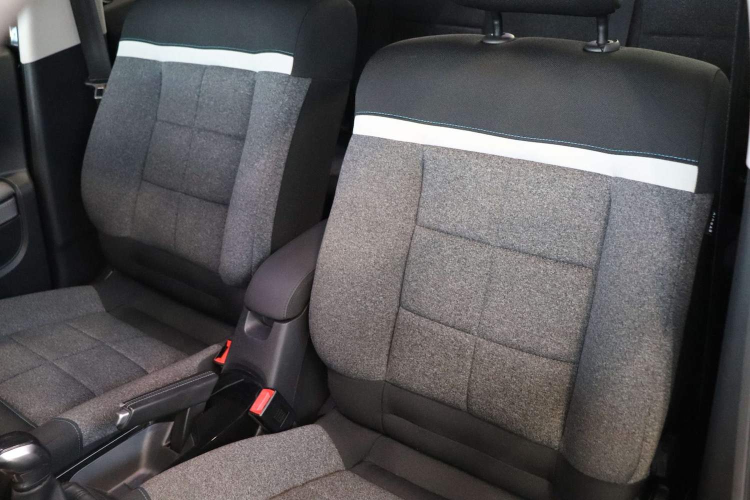 Used Citroen C4 Cactus 2018 for sale - 76751458: Photo 41