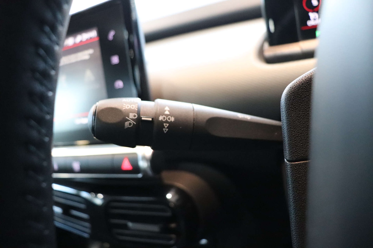 Used Citroen C4 Cactus 2018 for sale - 76751458: Photo 53