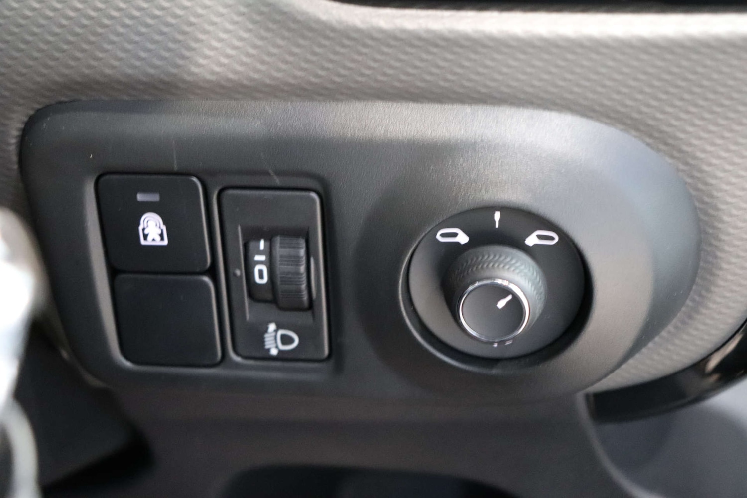 Used Citroen C4 Cactus 2018 for sale - 76751458: Photo 55