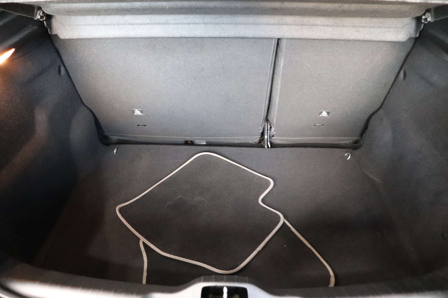 Used Citroen C4 Cactus 2018 for sale - 76751458: Photo 59