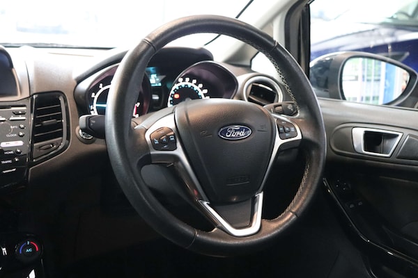 Used Ford Fiesta 2017 for sale - 76313307: Photo 16