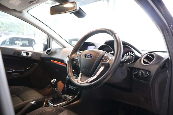 Used Ford Fiesta 2017 for sale - 76313307: Photo 20
