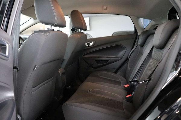 Used Ford Fiesta 2017 for sale - 76313307: Photo 30