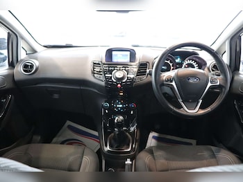 Used Ford Fiesta 2017 for sale - 76313307: Photo 3