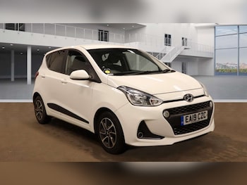 Used Hyundai i10 2019 for sale - 78031095: Photo