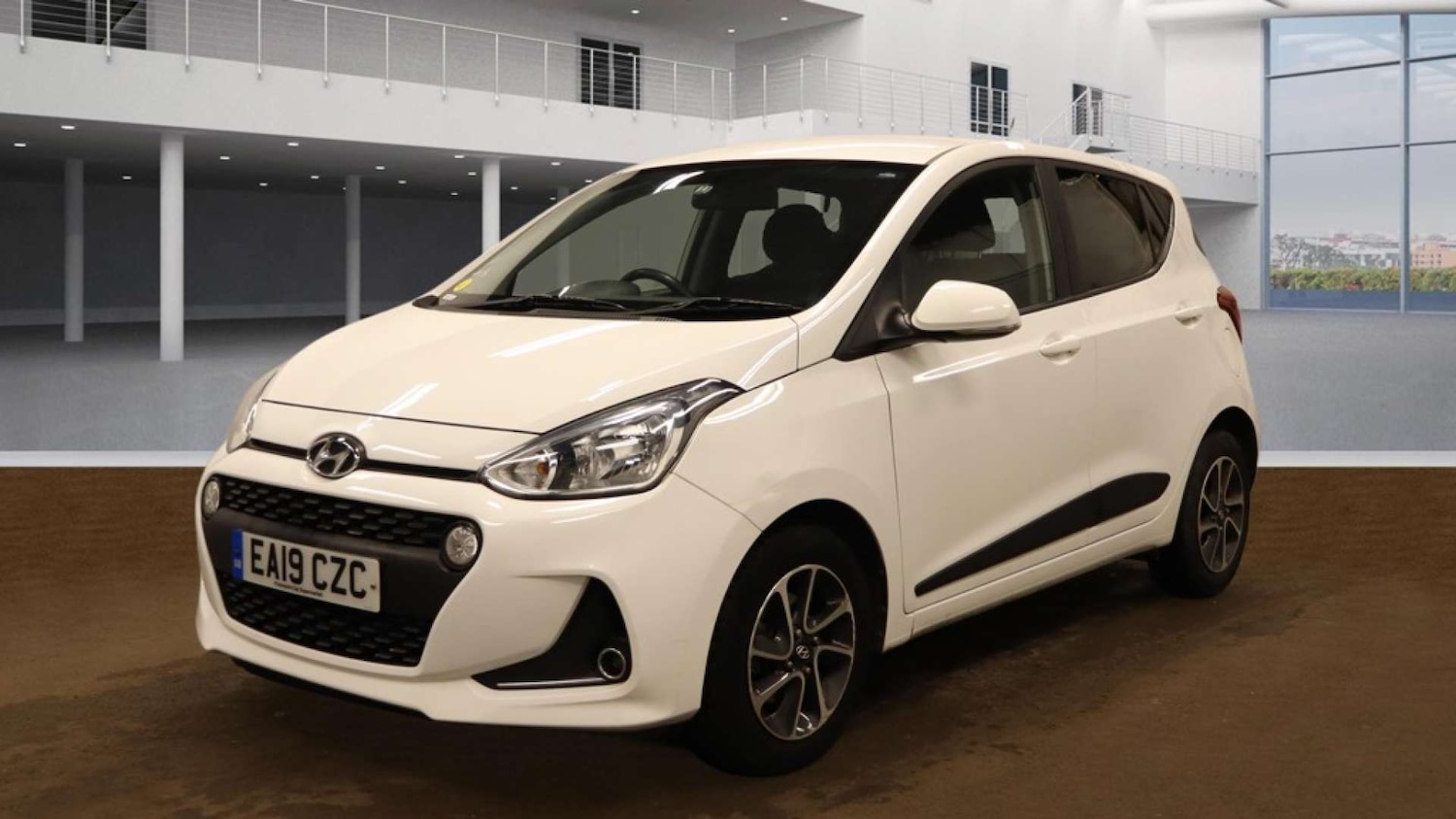 Used Hyundai i10 2019 for sale - 78031095: Photo 3
