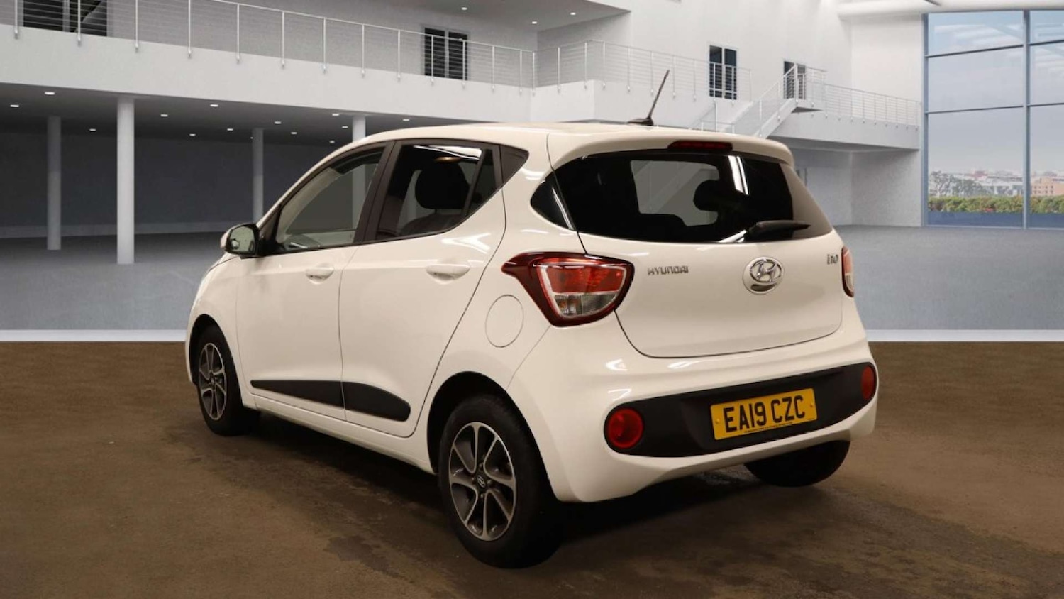 Used Hyundai i10 2019 for sale - 78031095: Photo 5