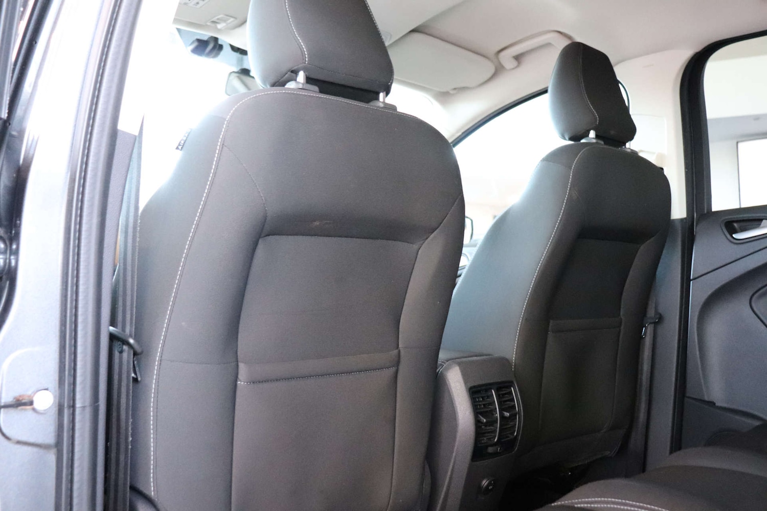 Used Ford Kuga 2018 for sale - 76892334: Photo 31