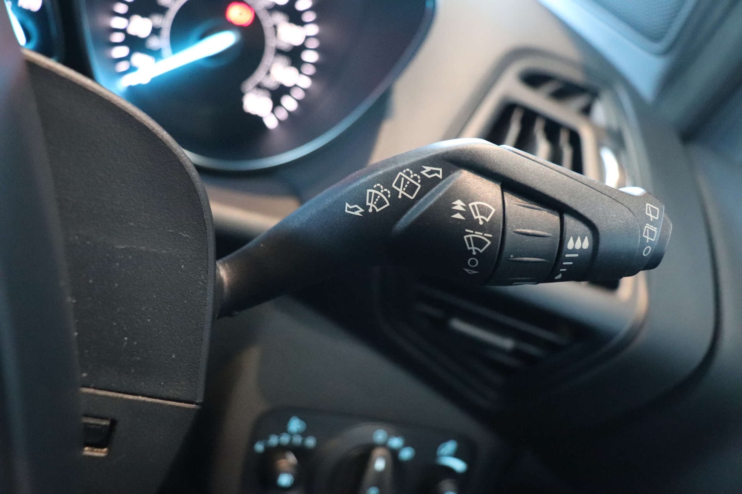 Used Ford Kuga 2018 for sale - 76892334: Photo 54