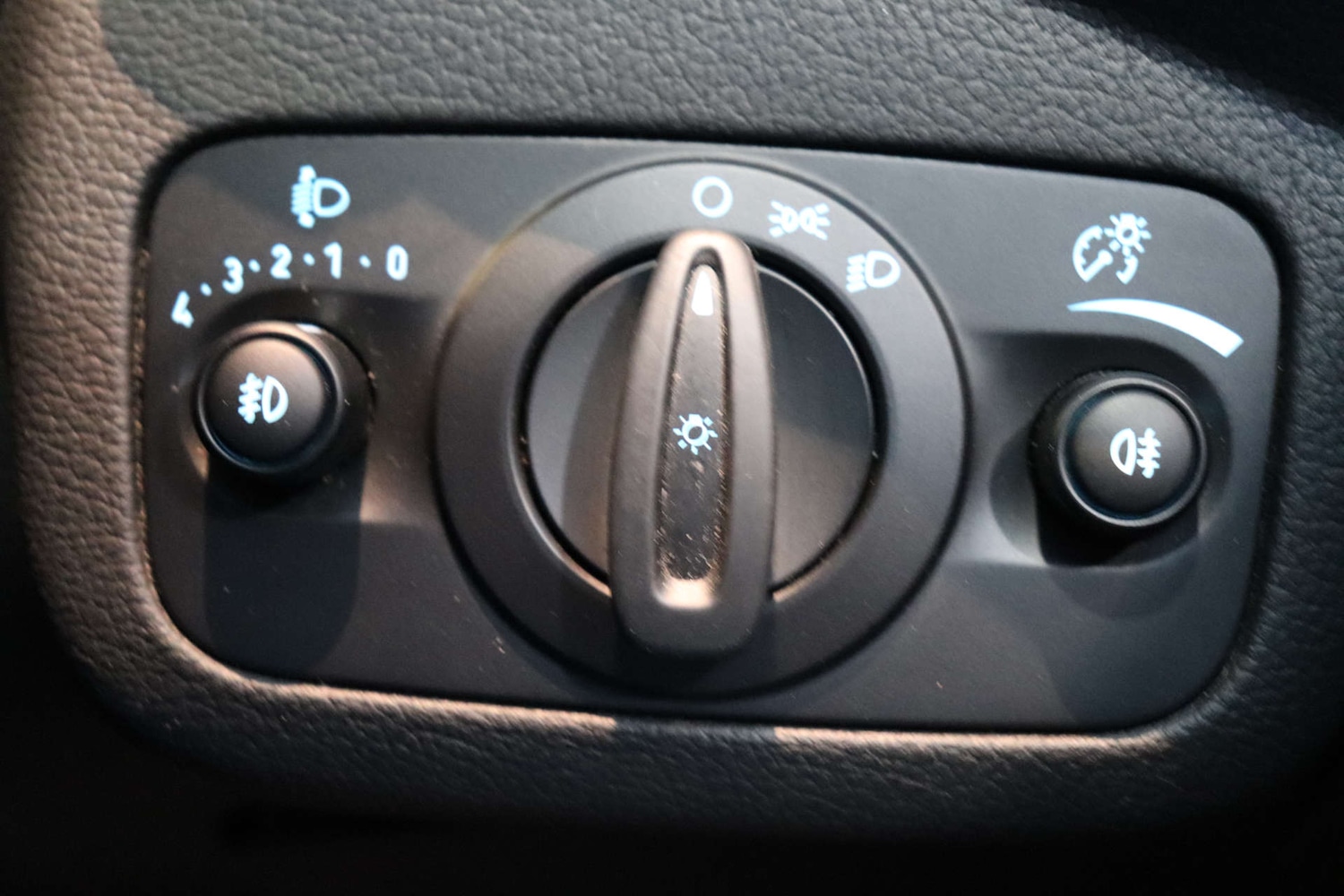 Used Ford Kuga 2018 for sale - 76892334: Photo 55