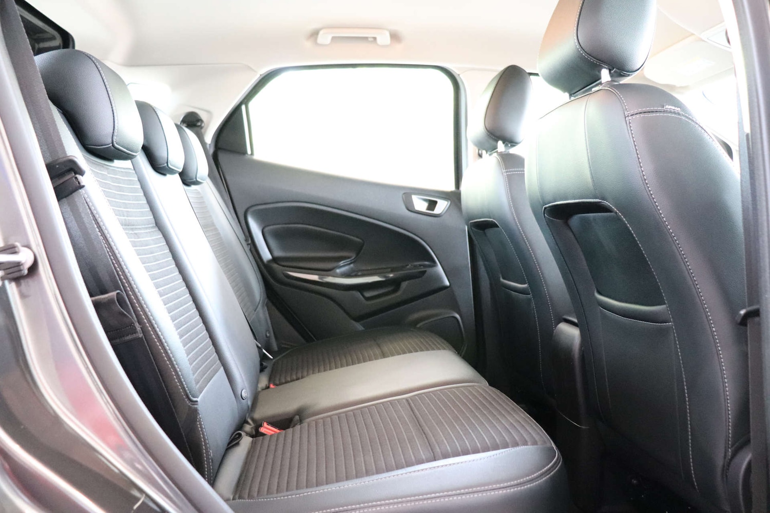 Used Ford Ecosport 2018 for sale - 77234080: Photo 25