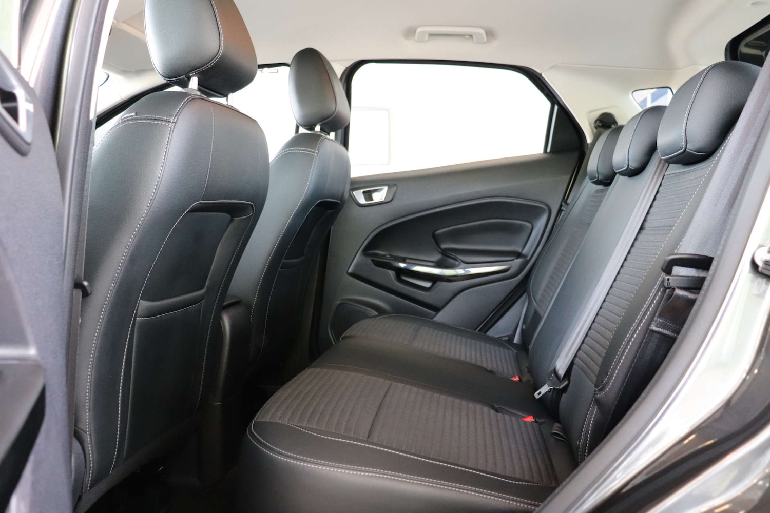 Used Ford Ecosport 2018 for sale - 77234080: Photo 29