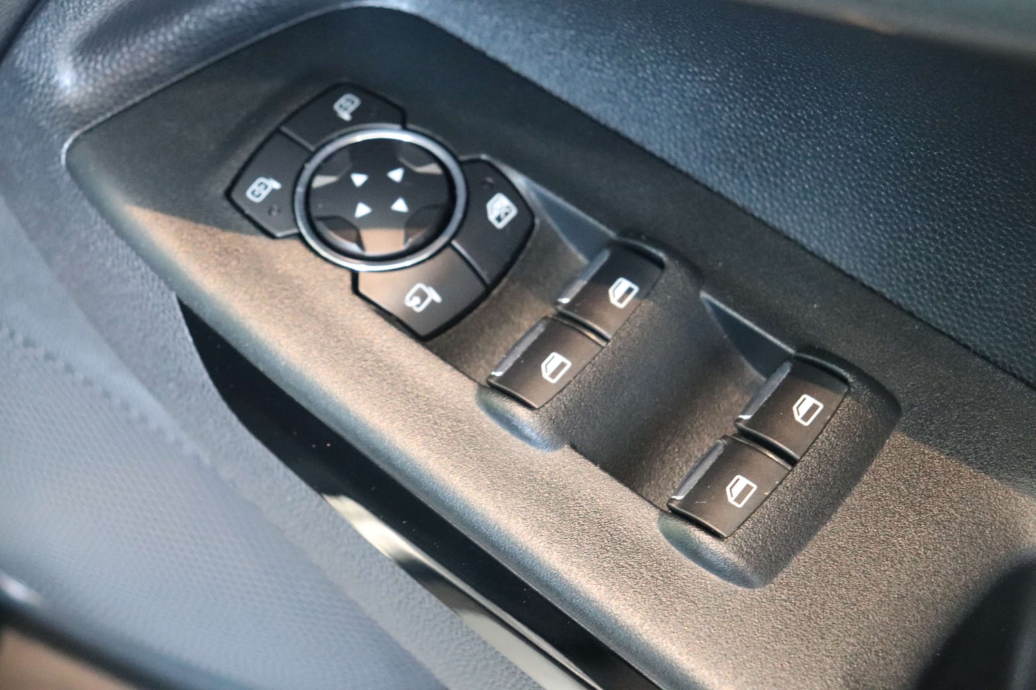 Used Ford Ecosport 2018 for sale - 77234080: Photo 54