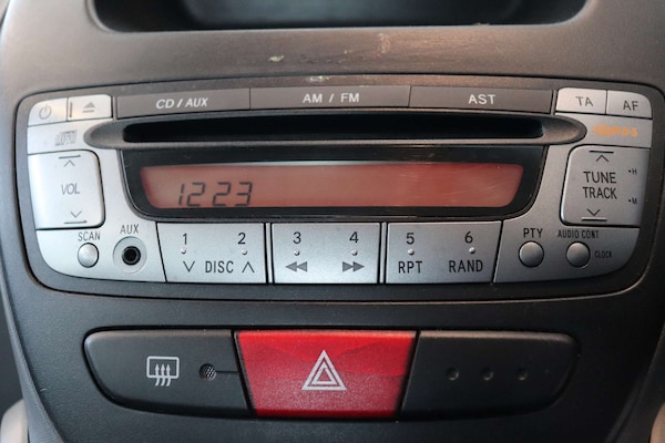 Used Peugeot 107 2009 for sale - 75064253: Photo 43