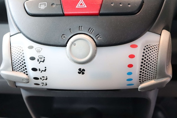 Used Peugeot 107 2009 for sale - 75064253: Photo 44