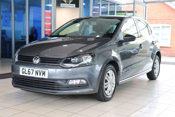 Used Volkswagen Polo 2017 for sale - 76207613: Photo 2