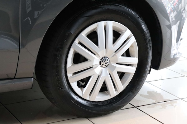 Used Volkswagen Polo 2017 for sale - 76207613: Photo 81
