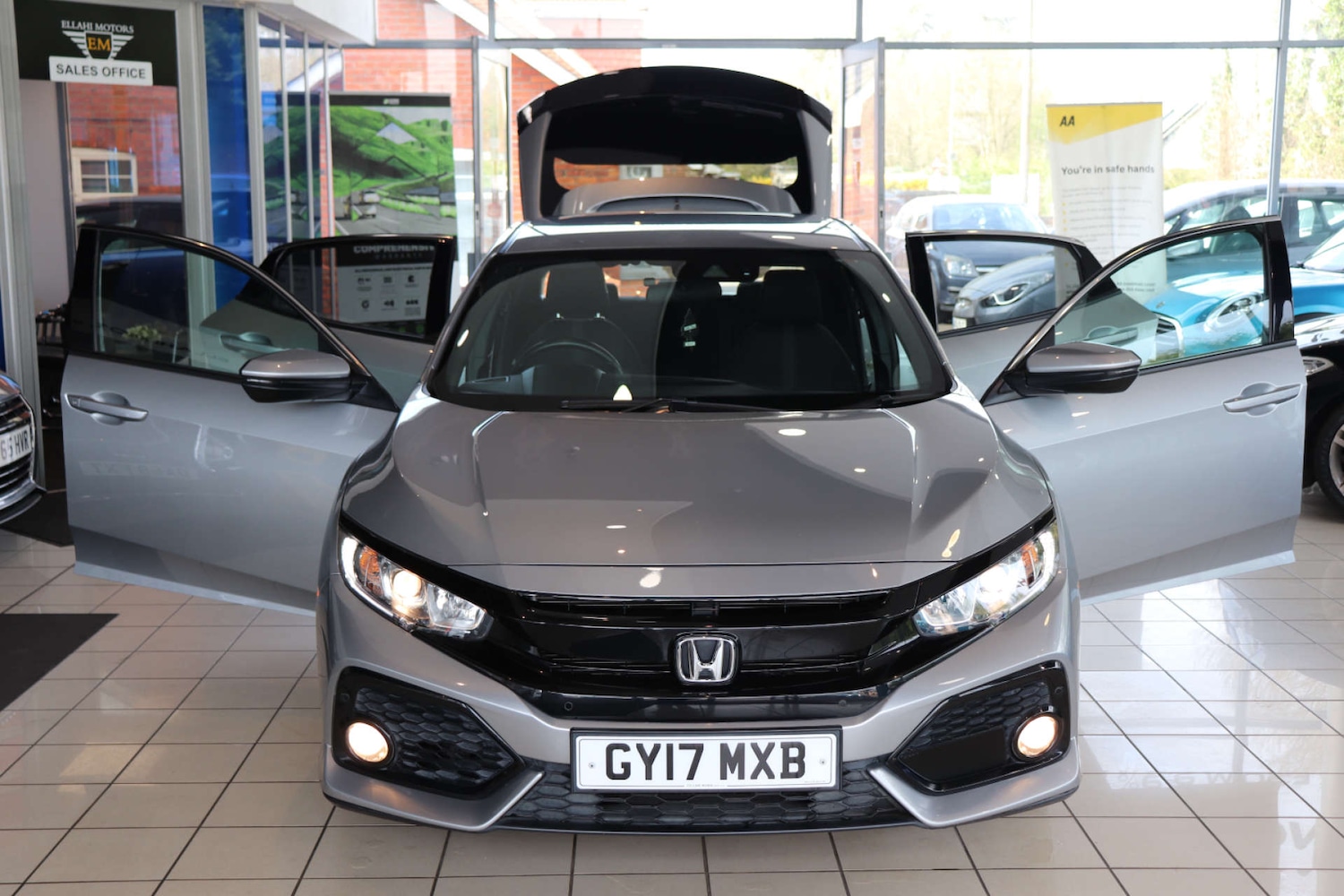 Used Honda Civic 2017 for sale - 76602079: Photo 13