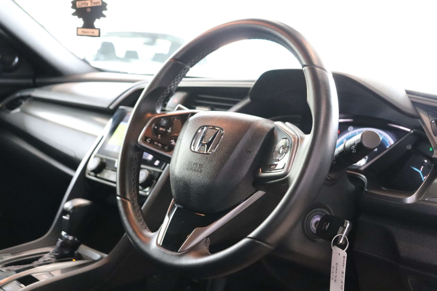 Used Honda Civic 2017 for sale - 76602079: Photo 21