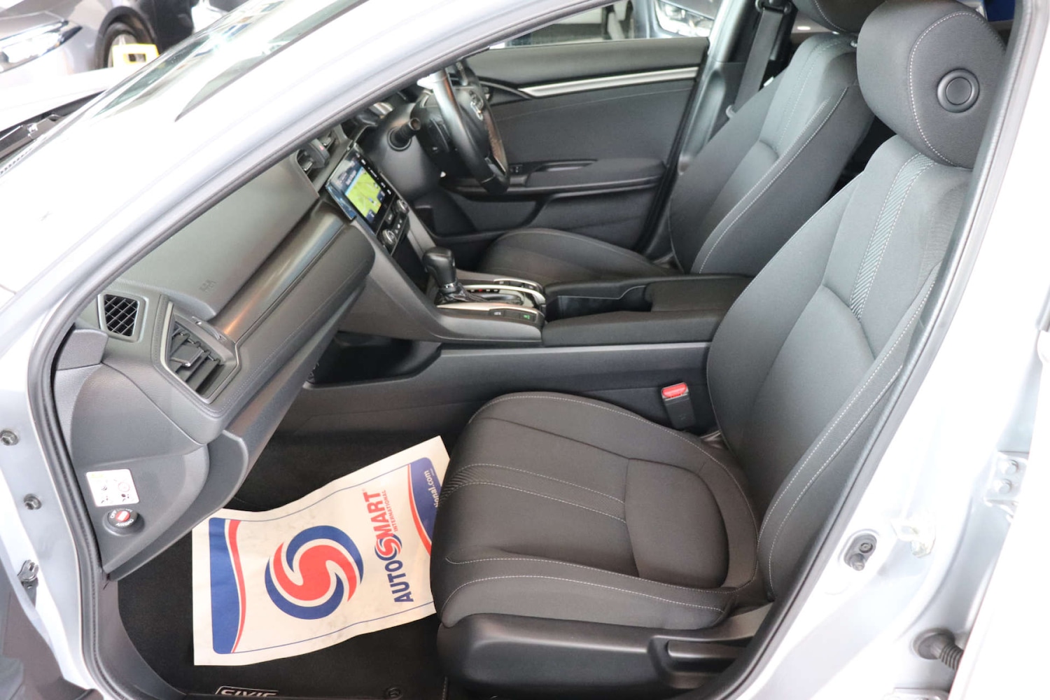 Used Honda Civic 2017 for sale - 76602079: Photo 33