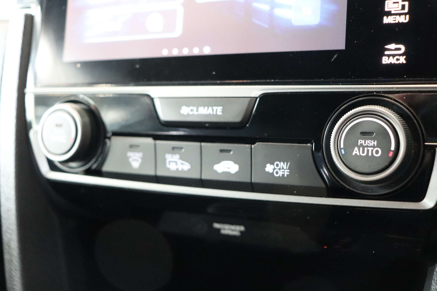 Used Honda Civic 2017 for sale - 76602079: Photo 44