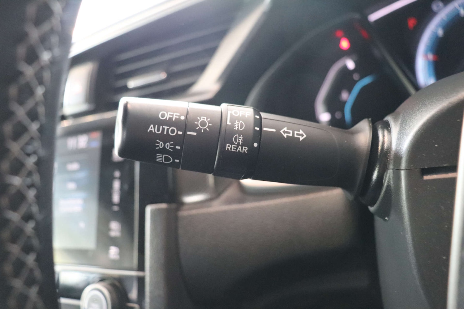 Used Honda Civic 2017 for sale - 76602079: Photo 50