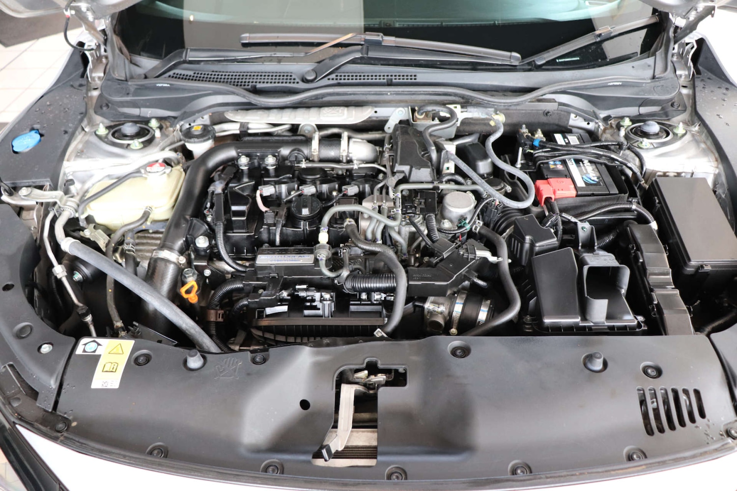 Used Honda Civic 2017 for sale - 76602079: Photo 57