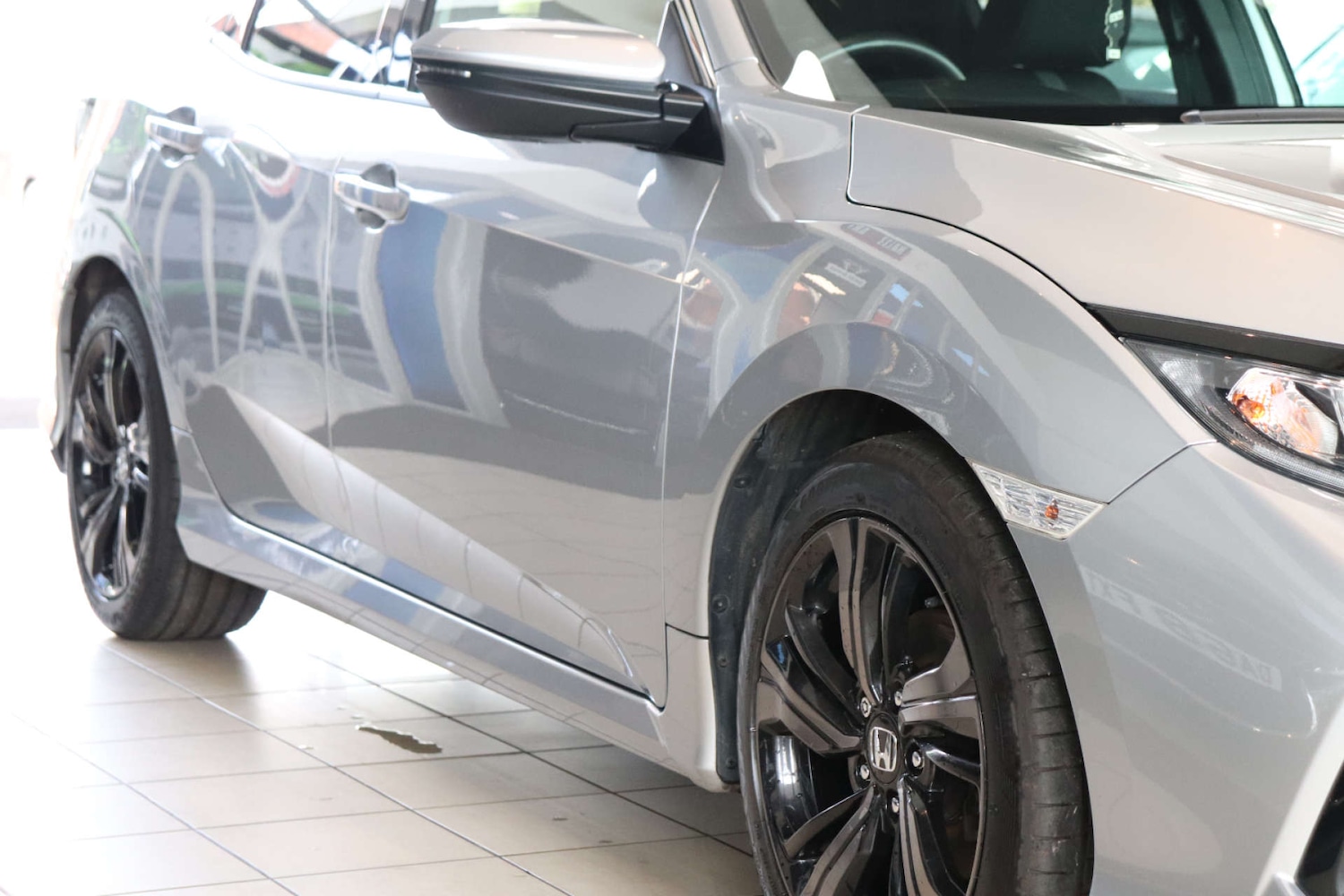 Used Honda Civic 2017 for sale - 76602079: Photo 64