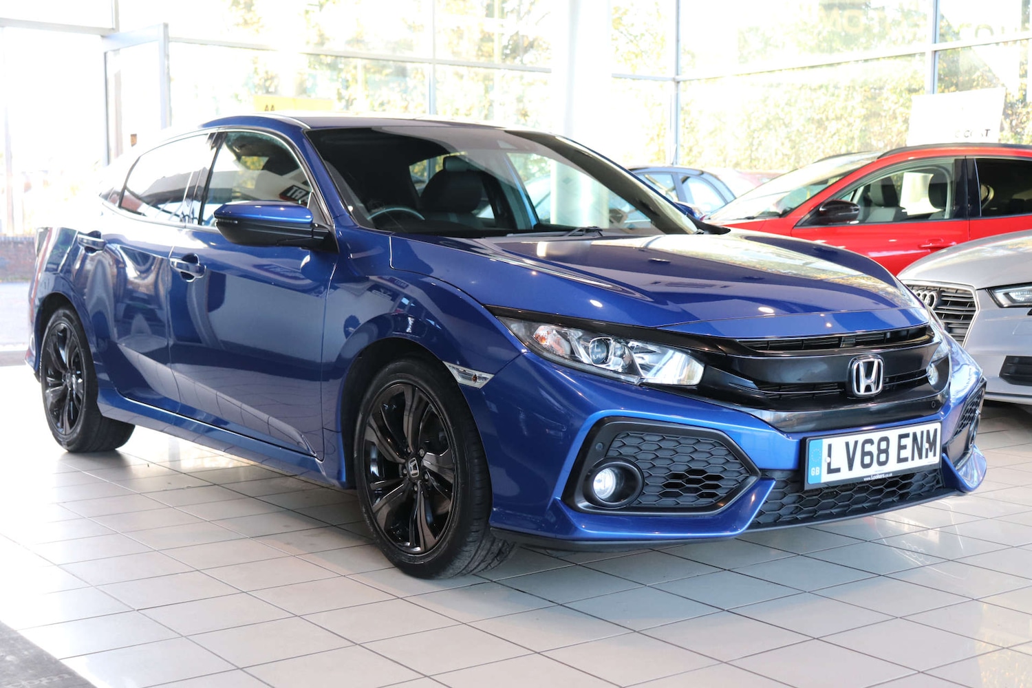 Used Honda Civic 2018 for sale - 76594723: Photo 10