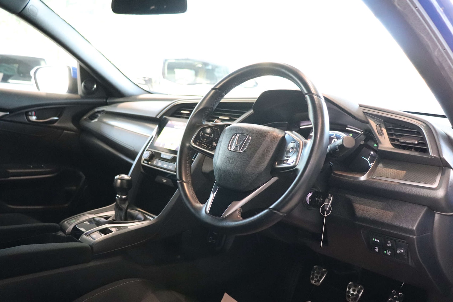 Used Honda Civic 2018 for sale - 76594723: Photo 20