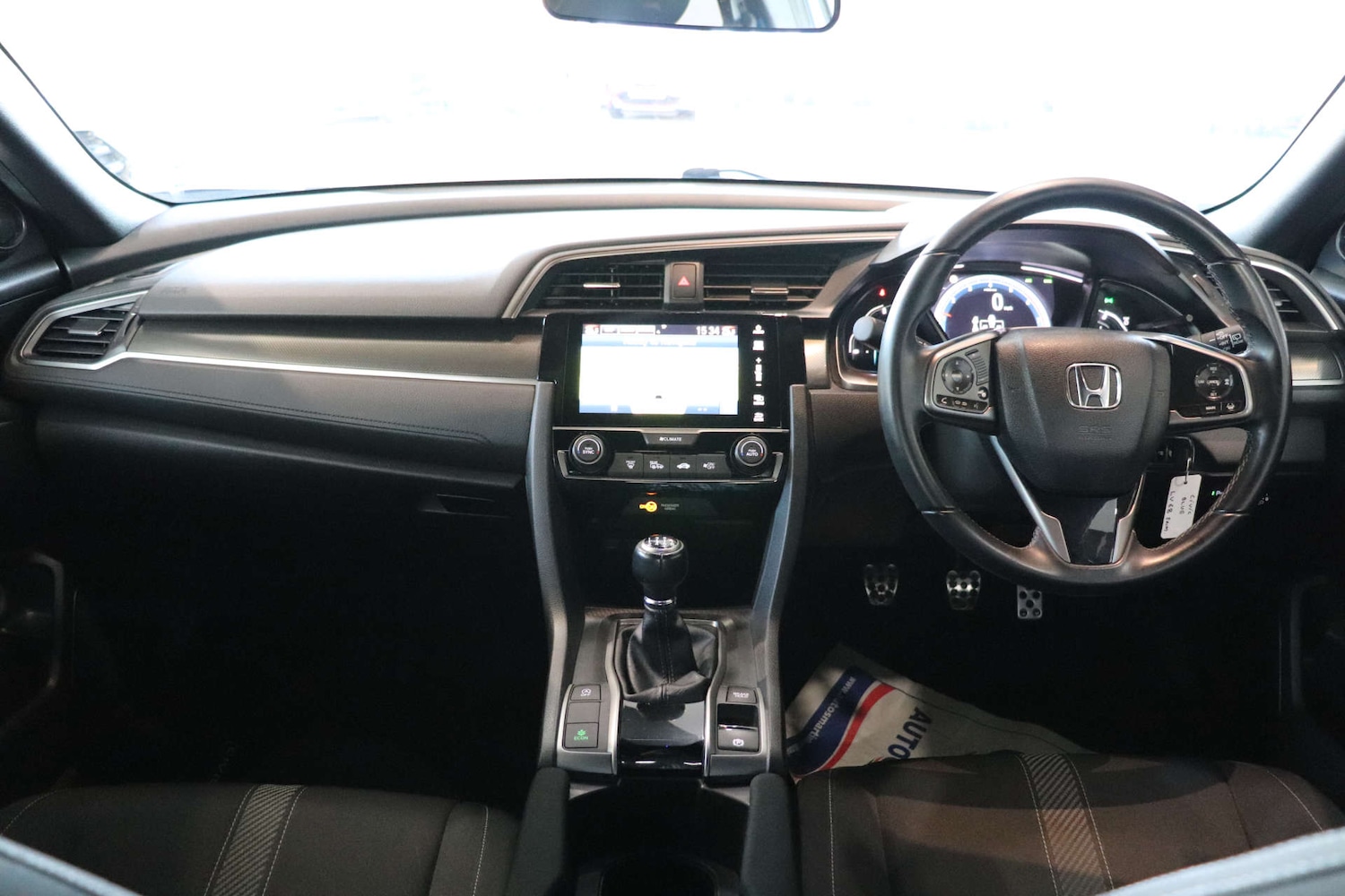 Used Honda Civic 2018 for sale - 76594723: Photo 3