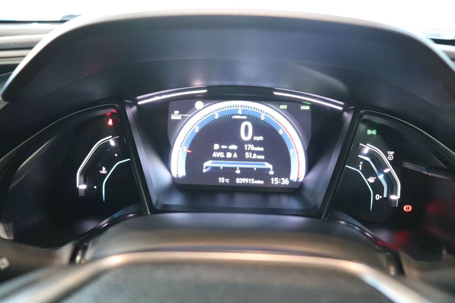 Used Honda Civic 2018 for sale - 76594723: Photo 40