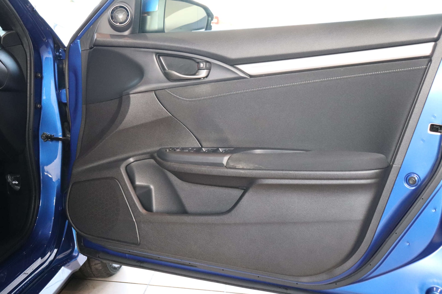 Used Honda Civic 2018 for sale - 76594723: Photo 57