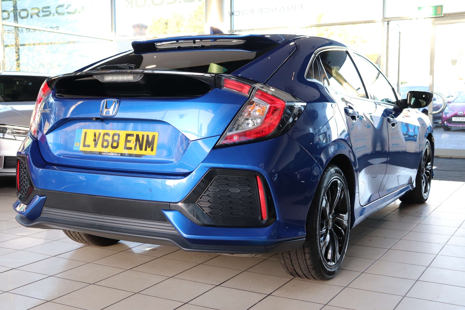 Used Honda Civic 2018 for sale - 76594723: Photo 8