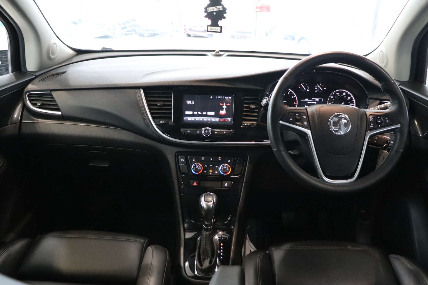 Used Vauxhall Mokka X 2018 for sale - 76536213: Photo 3