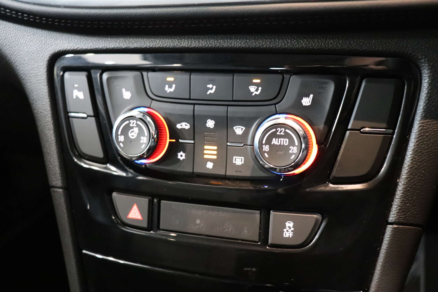 Used Vauxhall Mokka X 2018 for sale - 76536213: Photo 47