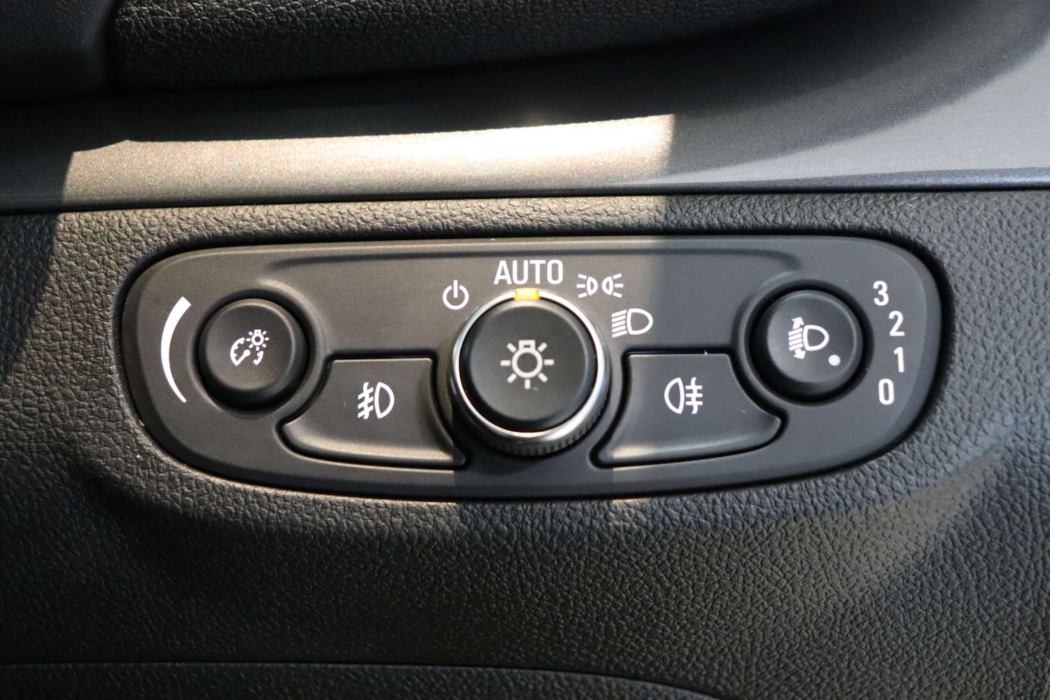 Used Vauxhall Mokka X 2018 for sale - 76536213: Photo 56