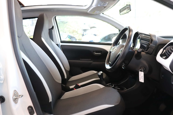Used Toyota AYGO 2018 for sale - 76277528: Photo 19
