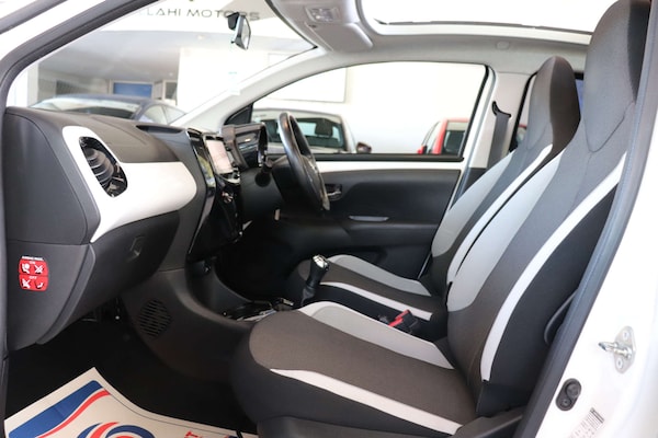 Used Toyota AYGO 2018 for sale - 76277528: Photo 37