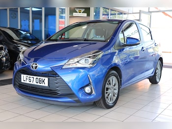 Used Toyota Yaris 2017 for sale - 75611820: Photo